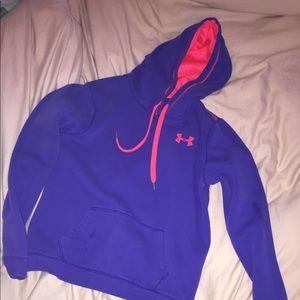 Under Armor Sweatshirt